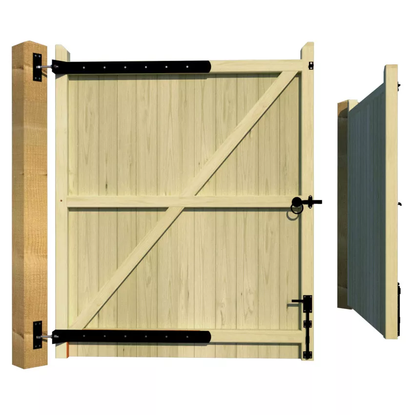 Wooden Driveway Gate - The Brentwood - rear 2