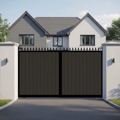 Flat Top Sliding Gate in Composite - with vertical cladding and FDL The Middleton