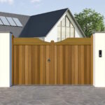 Hardwood Driveway Gate - Flat Top - The Comptonwood
