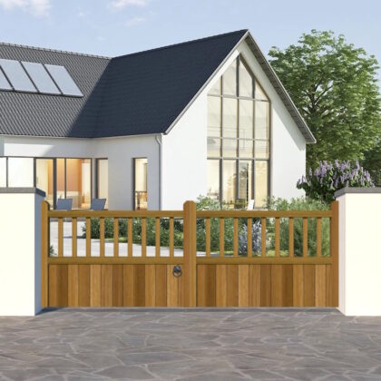 Hardwood Driveway Gate - Spindles - The Staffordshire