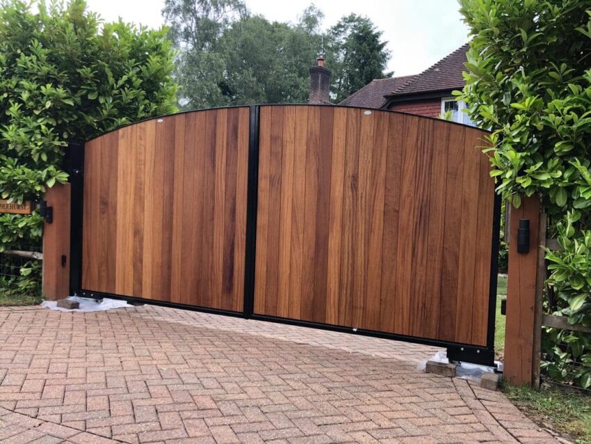 Kent Driveway Gate