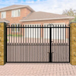 Metal Split Driveway Gate The Darlington - Flat top with vertical bars