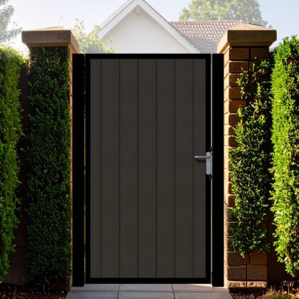 Side-Gate-Composite-The-York-Anthracite
