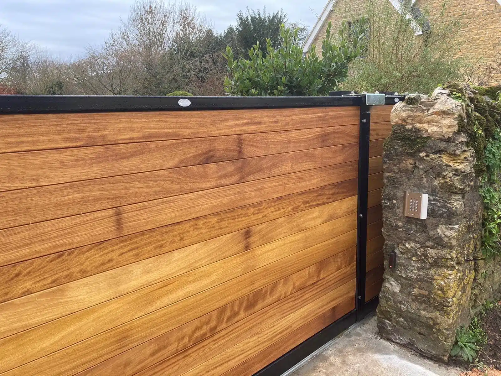 Sliding Gate - The Warwickshire metal framed with intercom