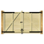 Wooden Driveway Gate - The Derby - rear