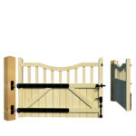 Wooden Driveway Gate - The Knowlwood - rear 2