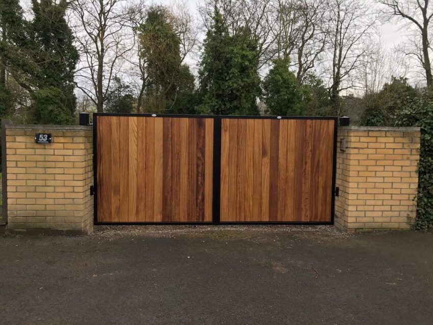 York Driveway Gate