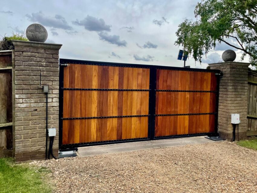 York Driveway Gate rear