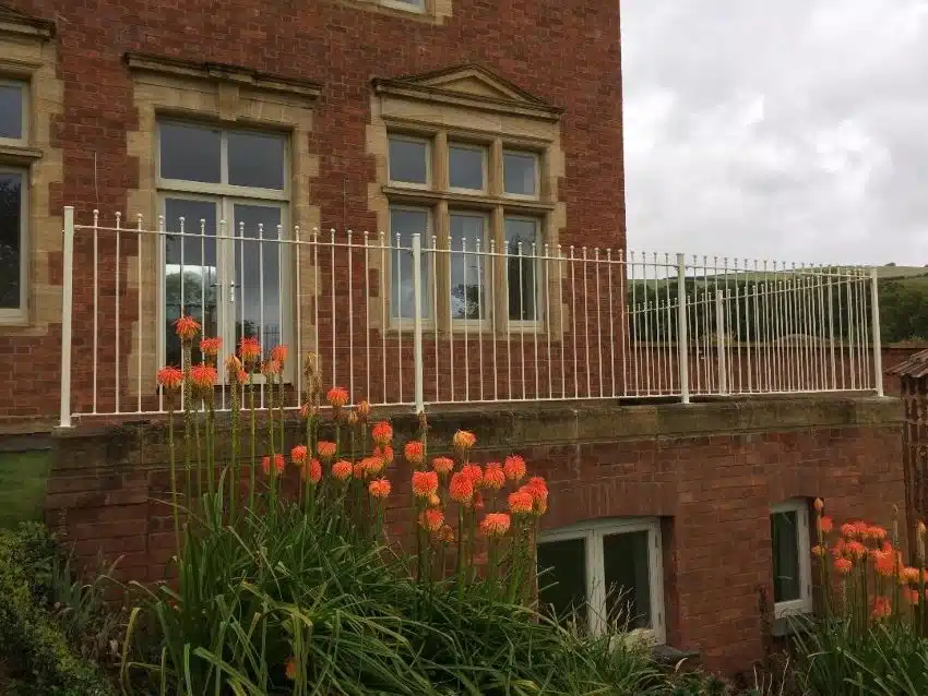 Metal Railings, The Darlington - Image 4