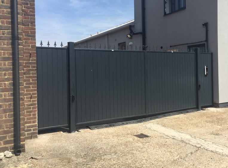 Composite Gate manufacturer in the UK