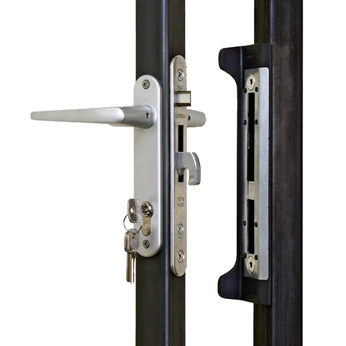 Chrome-handle-and-lock-for-metal-side-gate