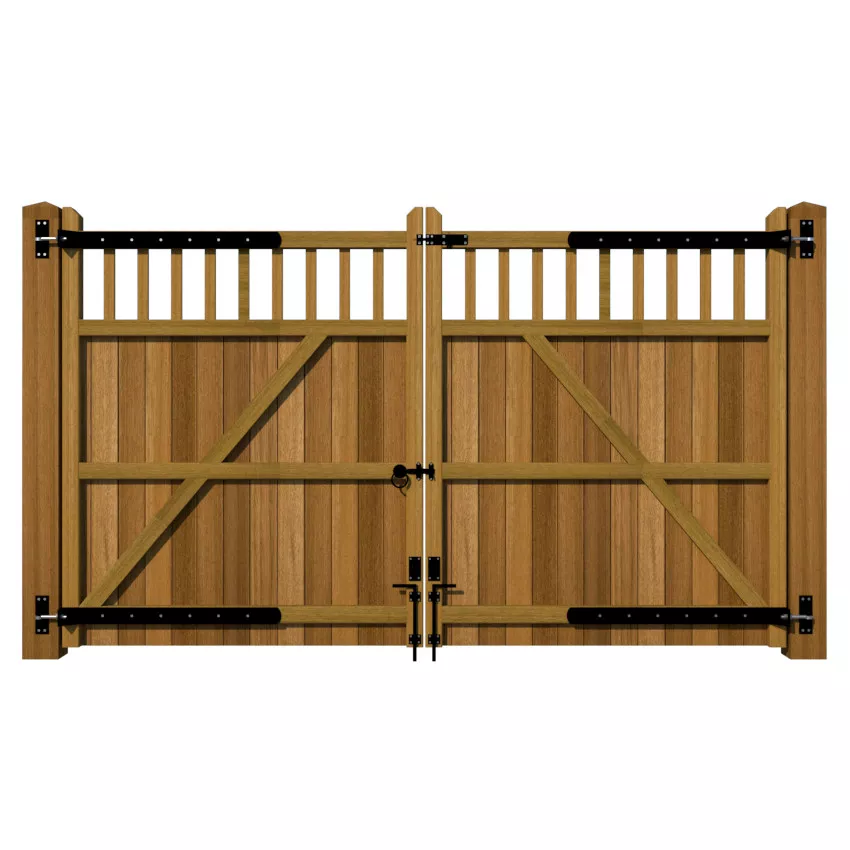 Hardwood Driveway Gates - The Baywood High - rear