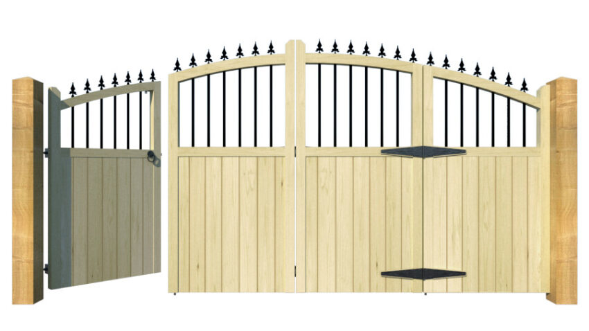 Wooden Bi-fold Driveway Gates - The Woodbridge - front 3+1