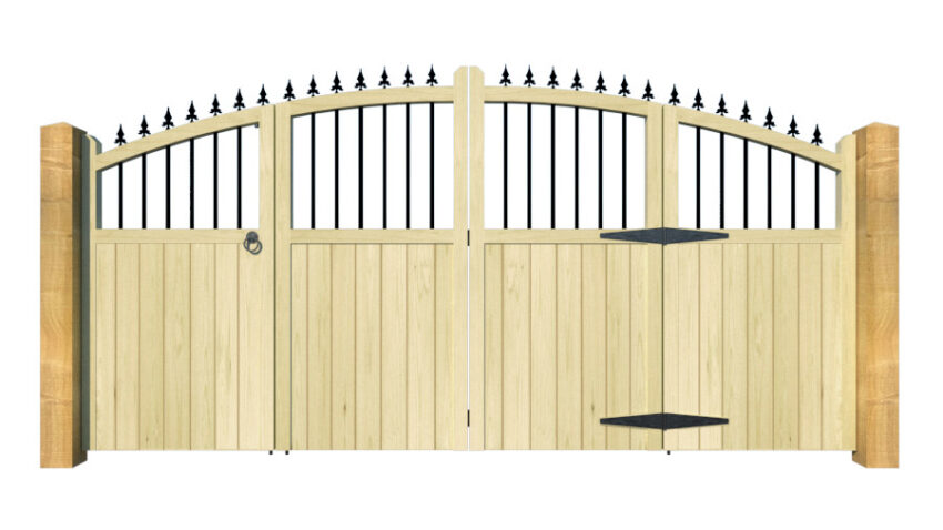 Bi Fold Gates, The Woodbridge - Image 5