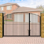 Metal Split Driveway Gate The Bude - bow top with vertical bars