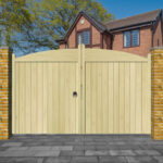 Bow Top Wooden Driveway Gate - The Earlswood
