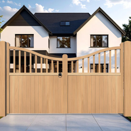 Oak Driveway Gate inner swan The Heritage