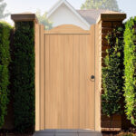 Brookwood Oak Side Gate