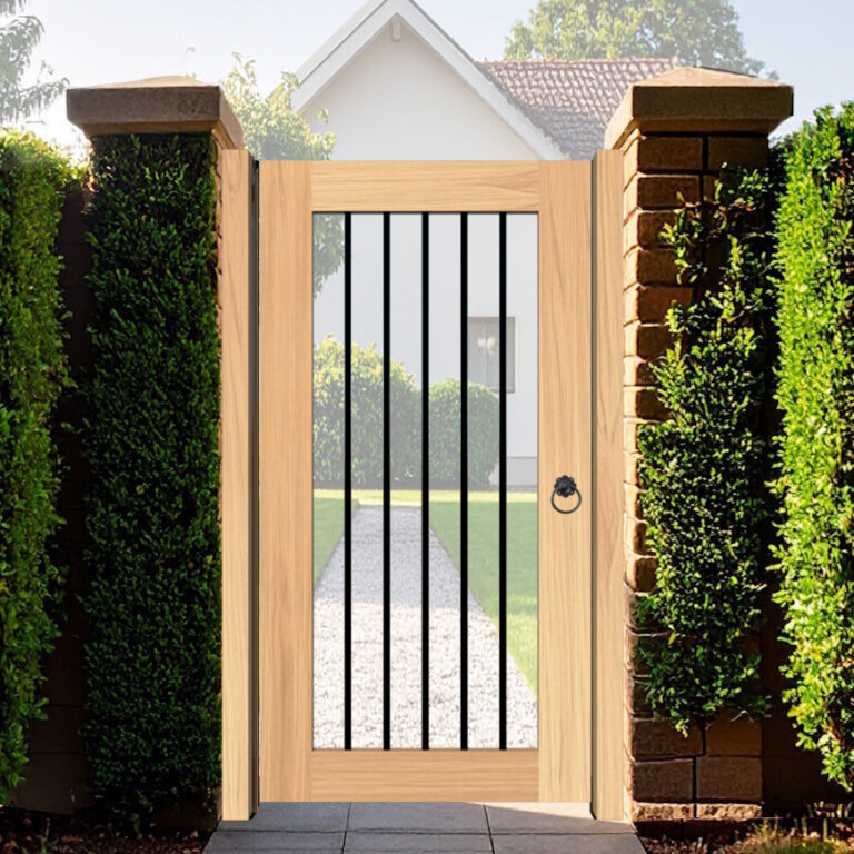 Pedestrian Side Gate in Oak - Flat top with black vertical spindles - The Ivybridge