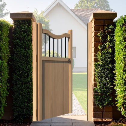 Woodchurch Oak Side Gate_openinig