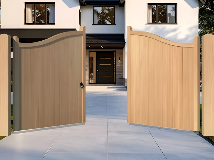 Solid-Oak-Gates